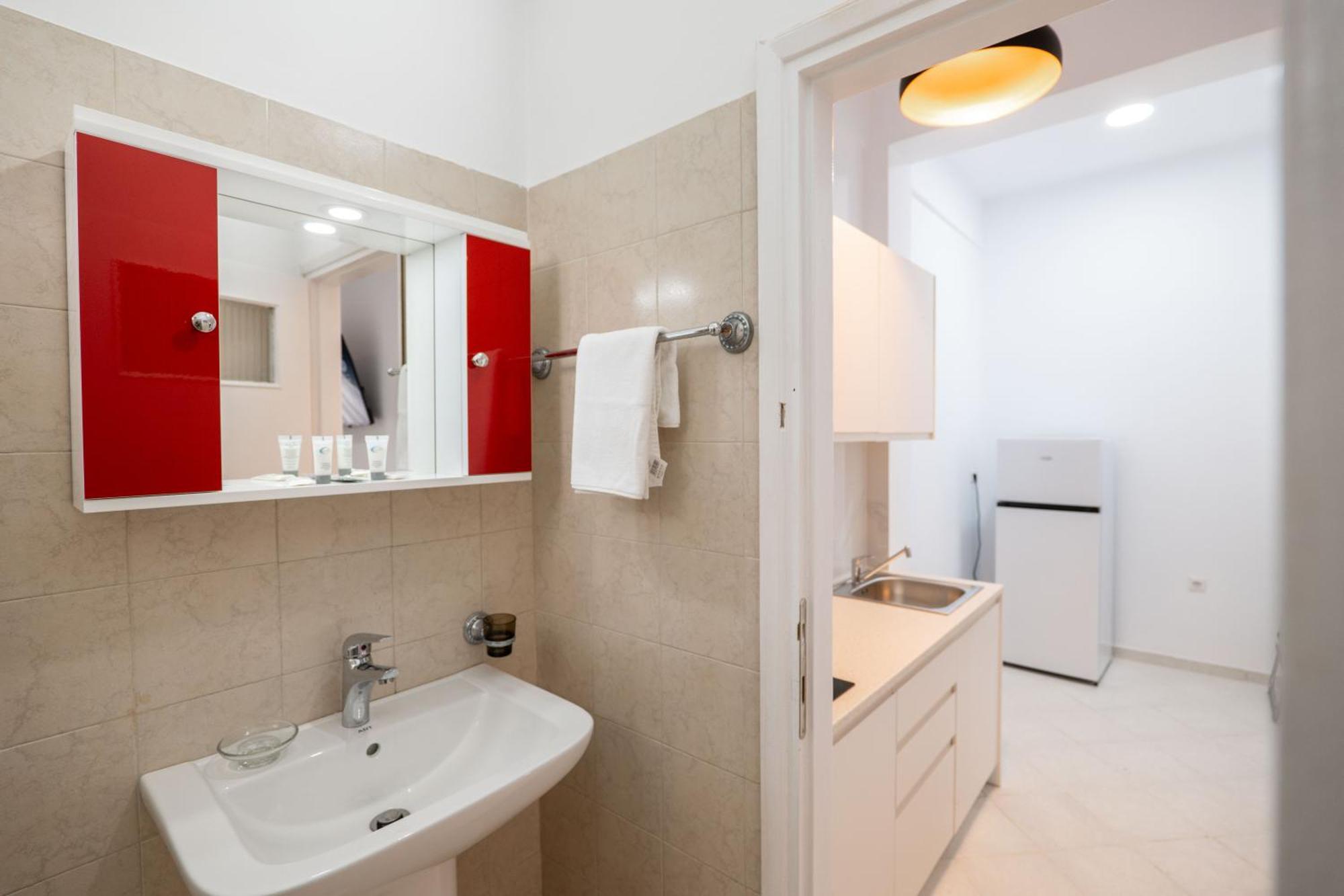 סרנדה Hoteleks Inn & Suites מראה חיצוני תמונה
