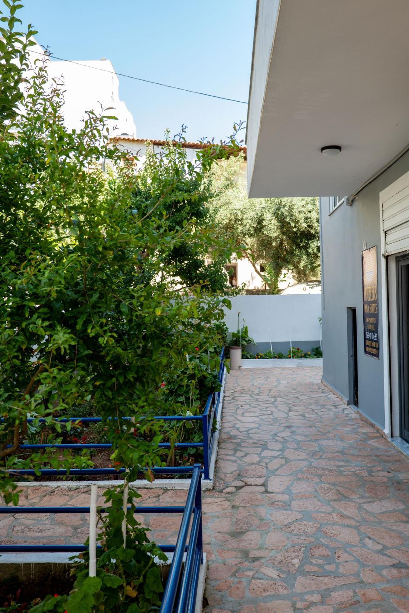סרנדה Hoteleks Inn & Suites מראה חיצוני תמונה